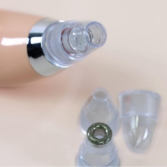 Spa Life Blackhead Extracting Pore Vacuum - designed with Ultra Suction - Picture 7 of 8